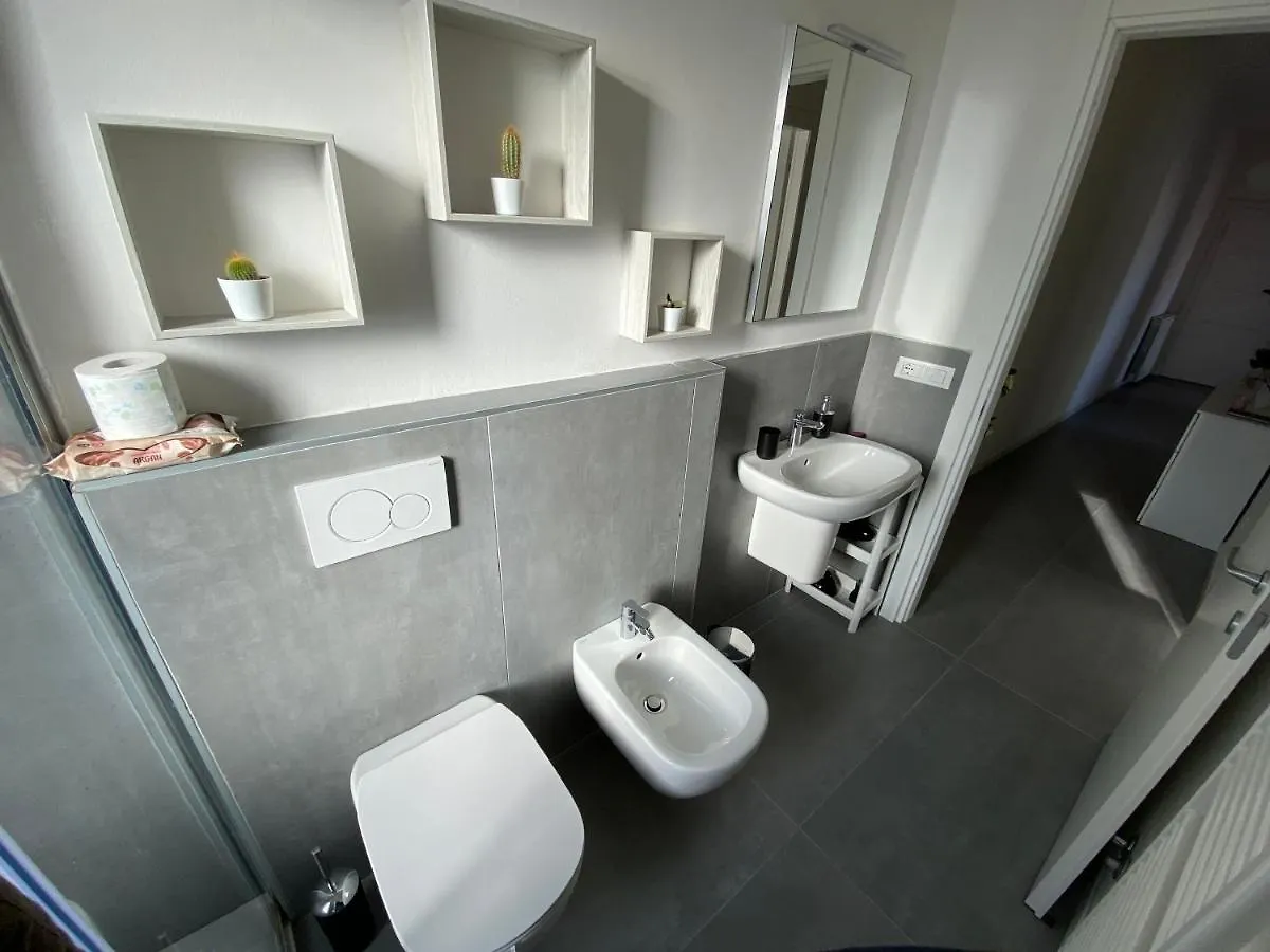 The Chic Holiday Apartment Verona Italia